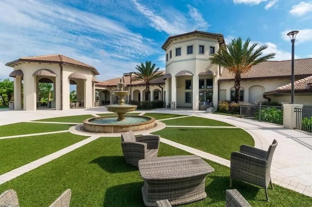 Vibrant 6Br W Private Pool Grill By Disney Davenport
